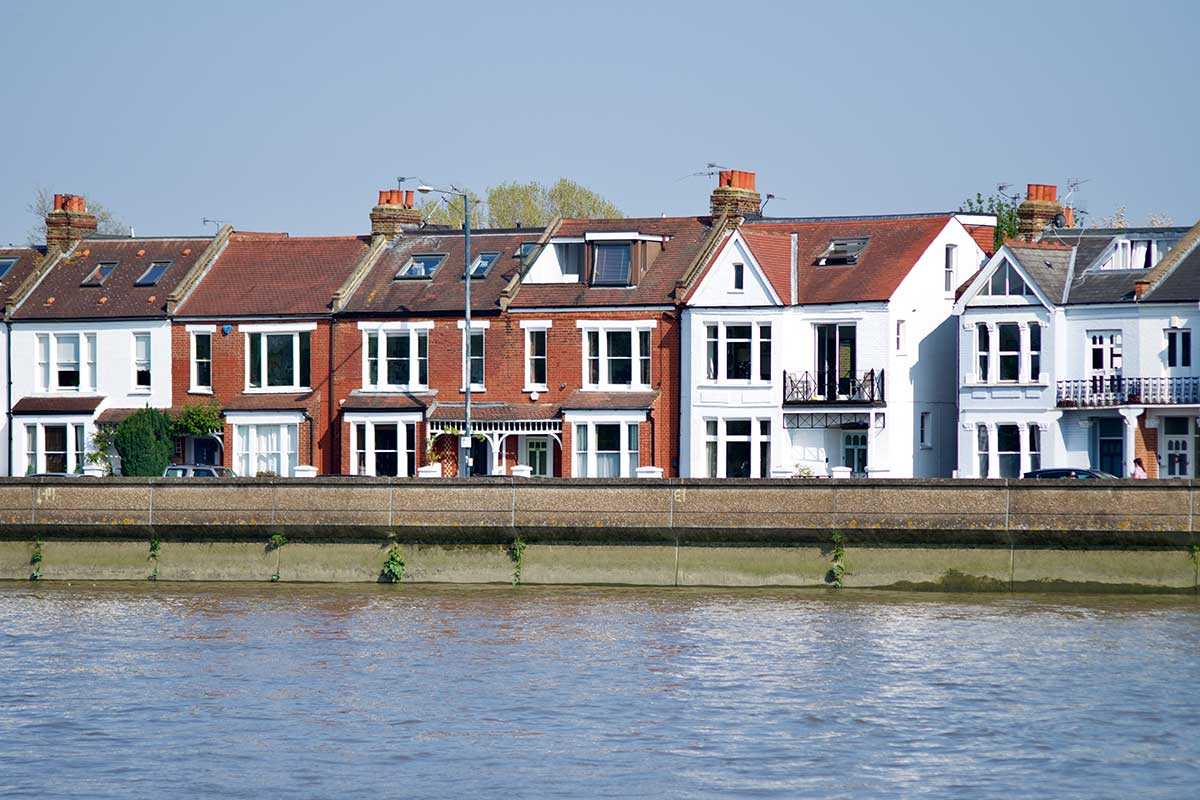 Background image Fenix Funeral Directors